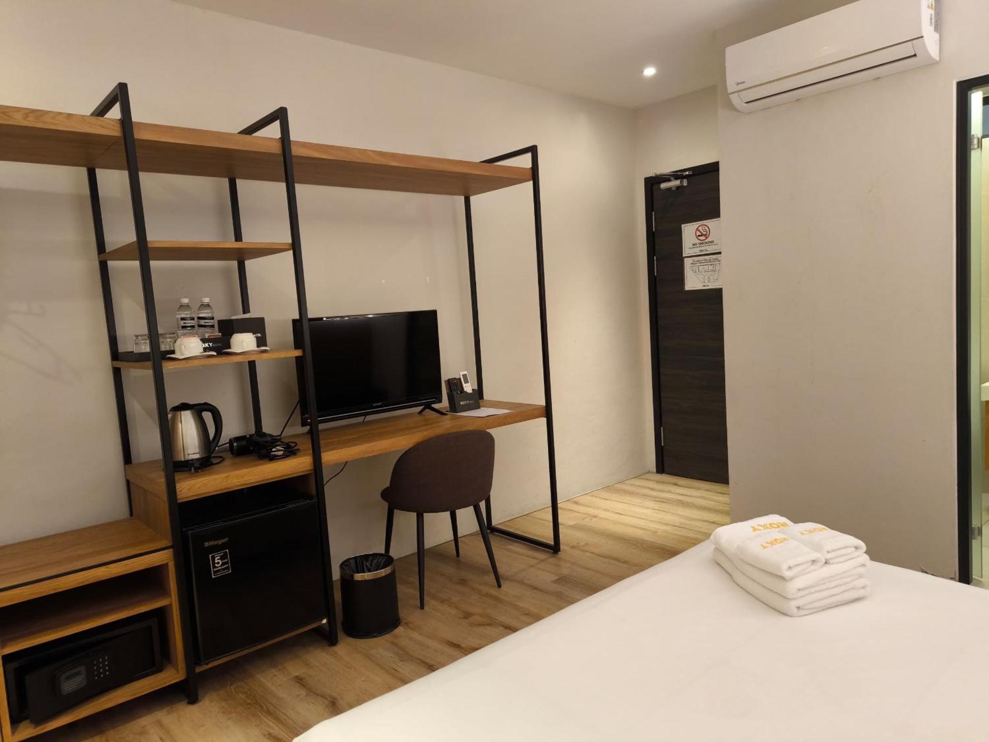 Roxy Hotel Padungan Kuching Extérieur photo