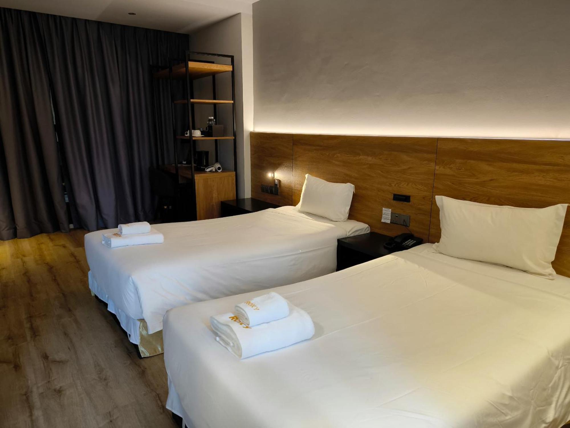 Roxy Hotel Padungan Kuching Extérieur photo