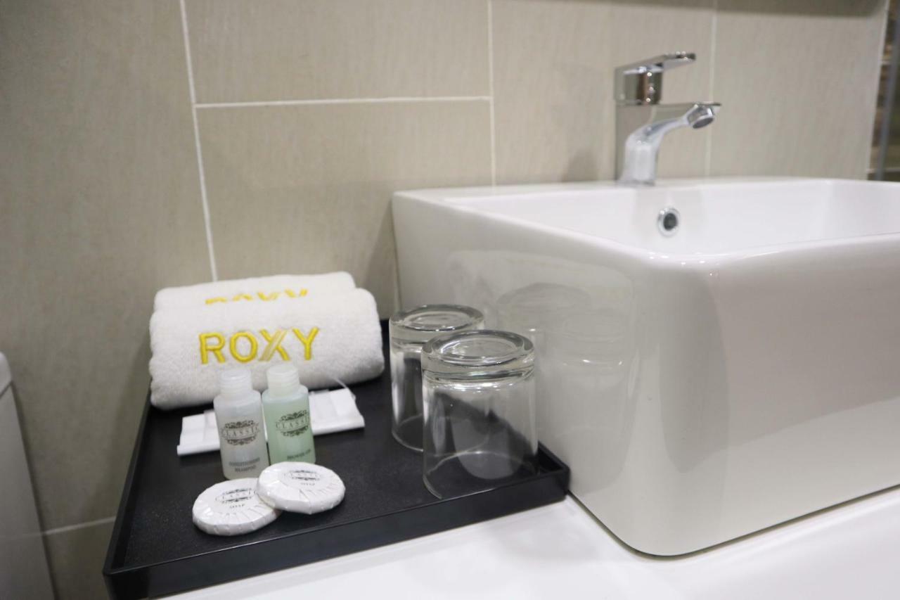 Roxy Hotel Padungan Kuching Extérieur photo