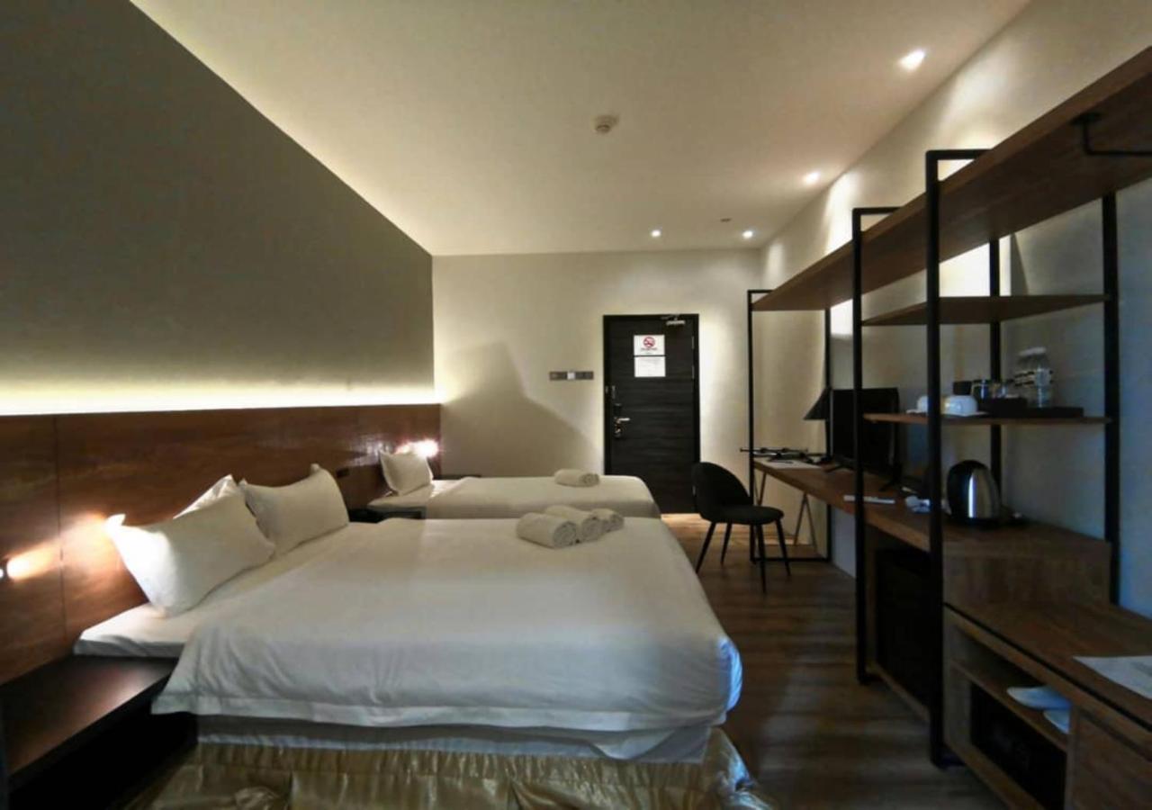 Roxy Hotel Padungan Kuching Extérieur photo