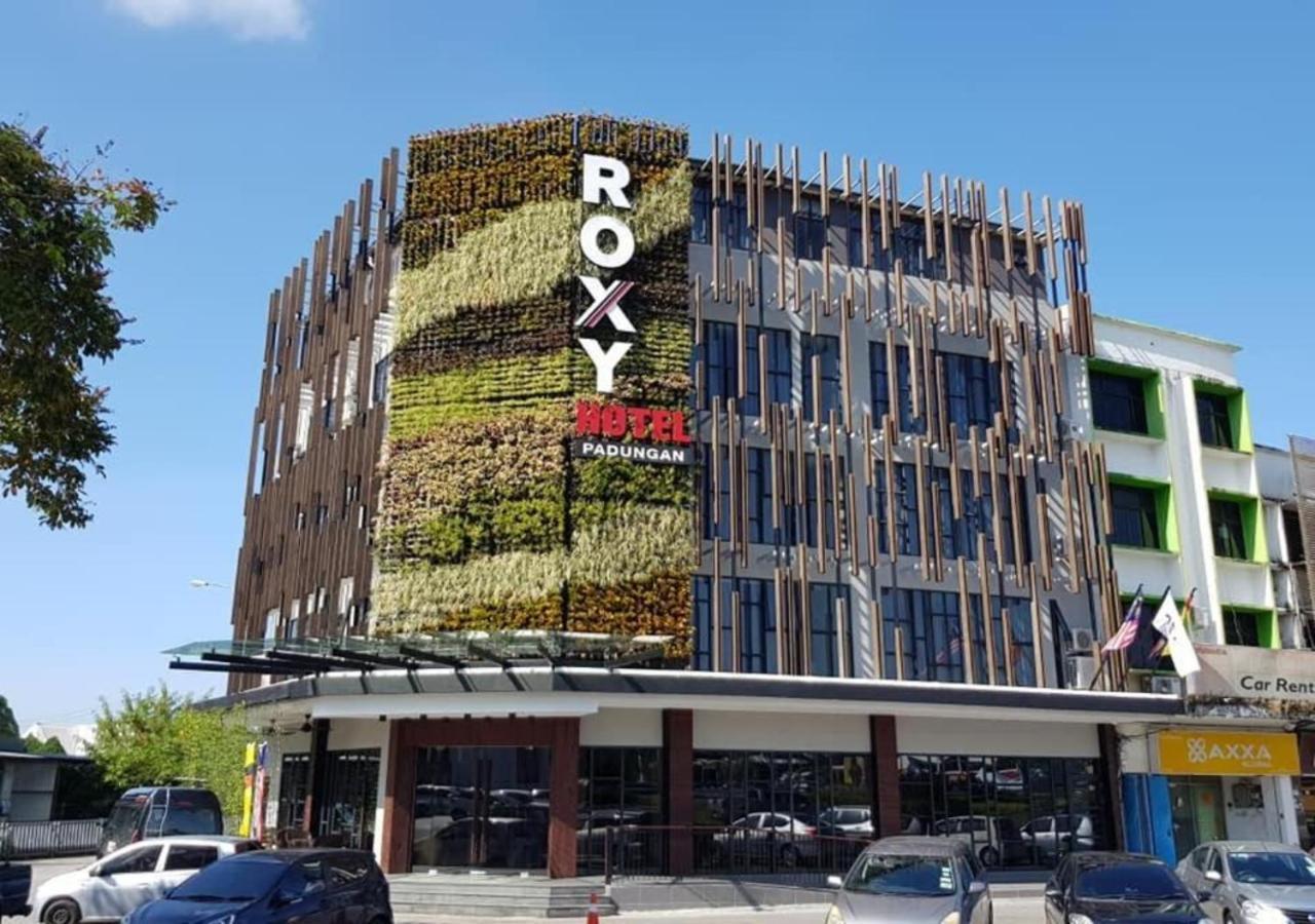 Roxy Hotel Padungan Kuching Extérieur photo
